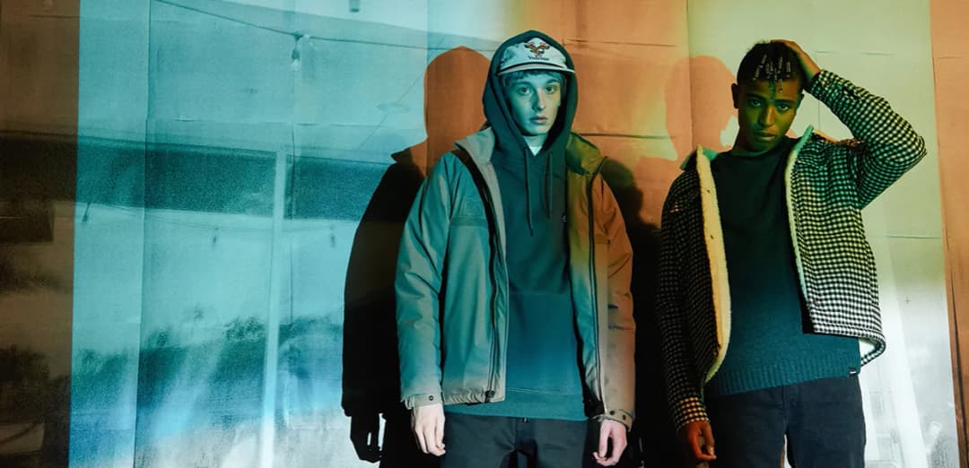 Gdzie można kupić czapkę z daszkiem w najlepszych cenach?