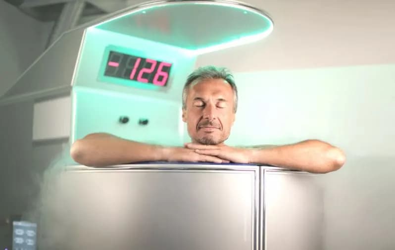 Kriosauna jak się ubrać, aby uniknąć odmrożeń i czuć się komfortowo